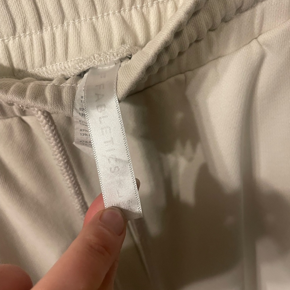 Fabletics Athletics Botanical Sweatpants - Picture 4 of 4